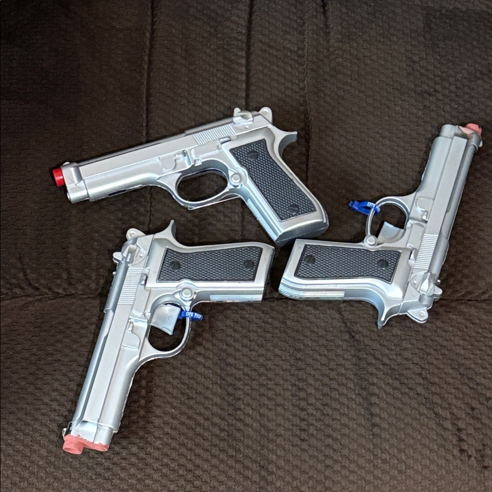 Halloween Costume Prop Toy Gun Pistol 🔫 Cosplay Fake Plastic Toy Guns